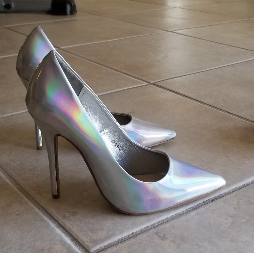Forever21 pumps metallic